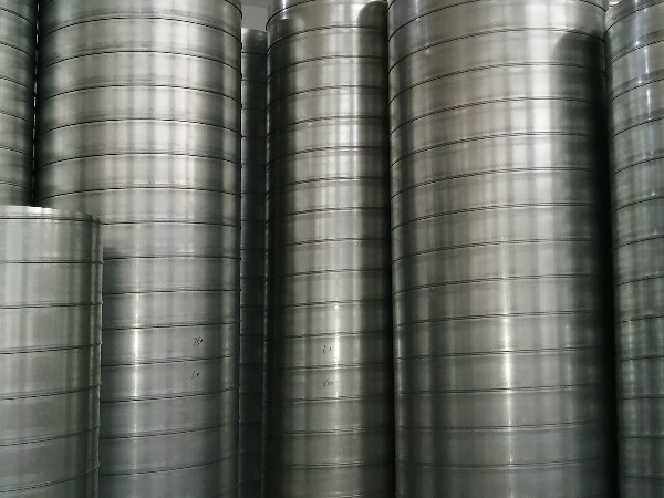 通風(fēng)處理過程中的通風(fēng)口有多種選擇？--[大世界]