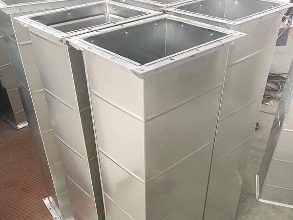 矩形風(fēng)管出現(xiàn)破損應(yīng)該怎么辦-[大世界]