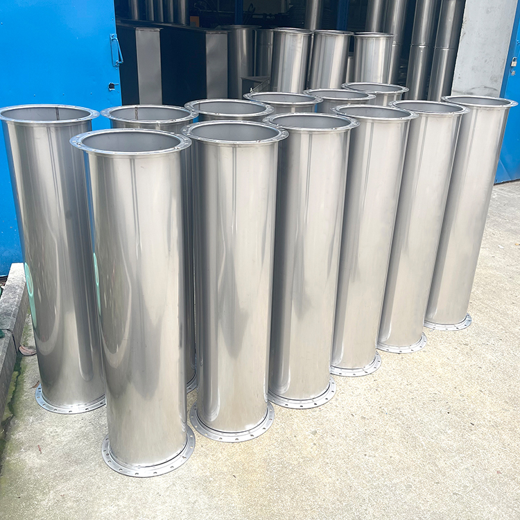 不銹鋼焊接風(fēng)管優(yōu)勢(shì)有哪些？-[大世界]